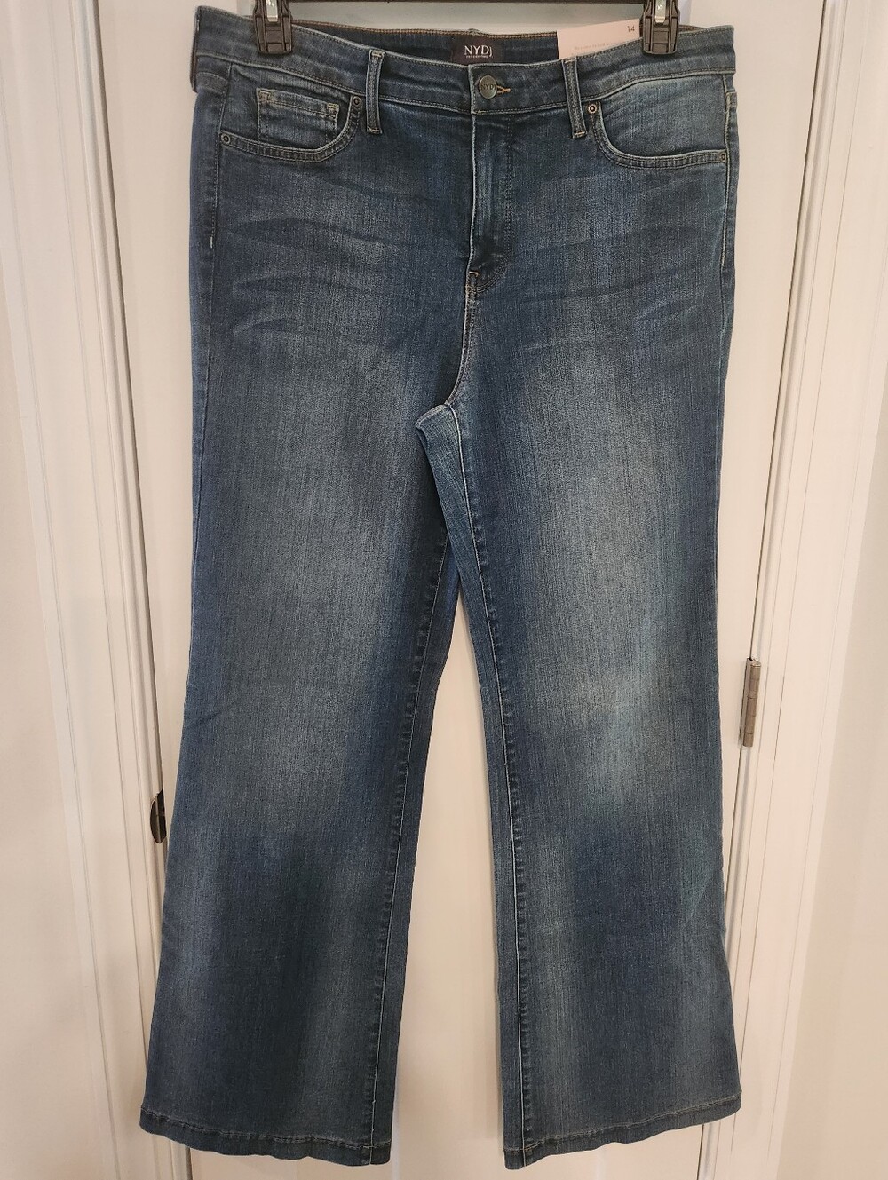 NYDJ Teresa Jean Sz 14 - Picture 3 of 15